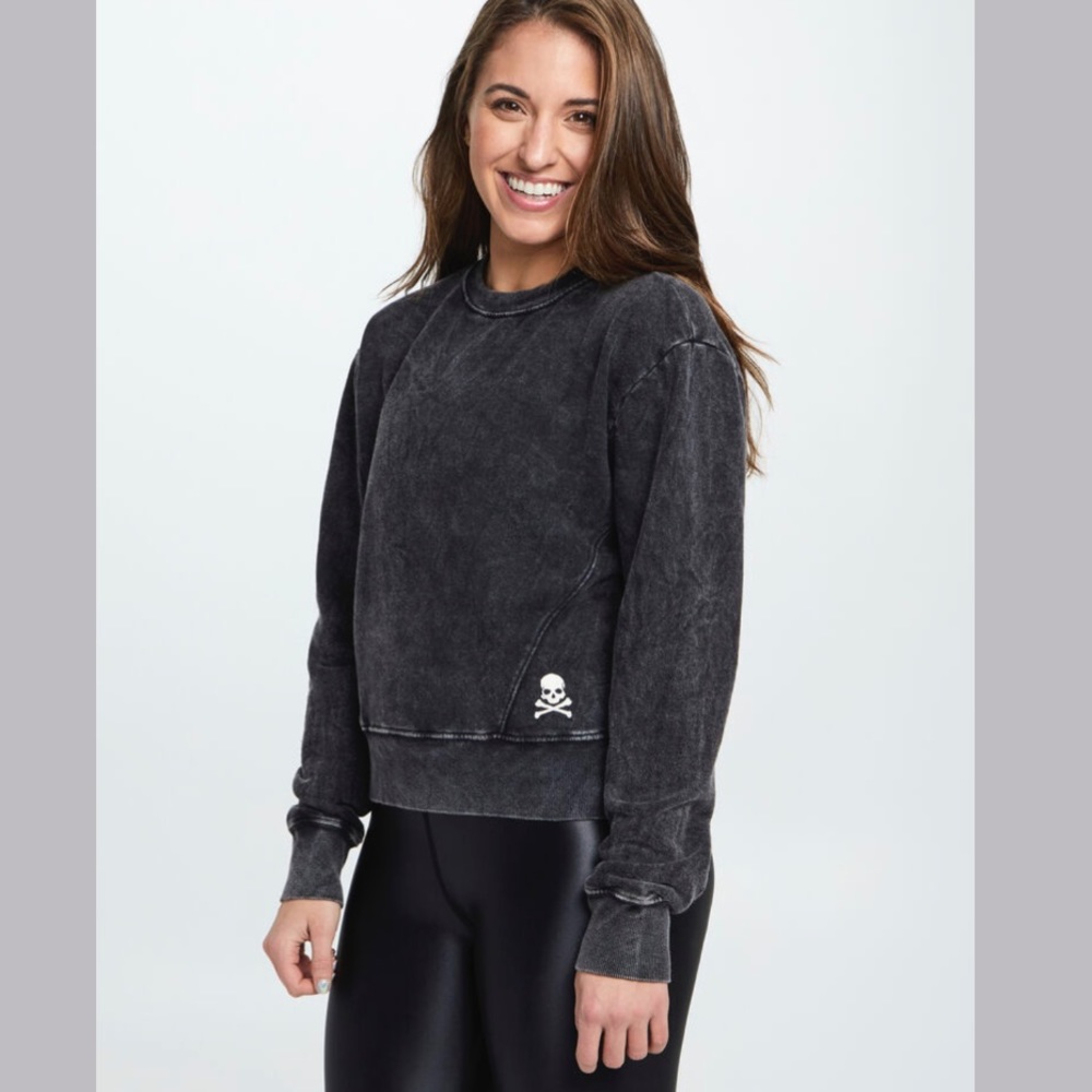 Soul Cycle - Mattie Crop Sweatshirt in washed black (size XL) like new!